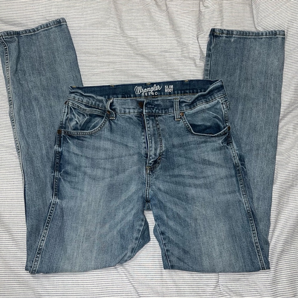 Wrangler Men's Retro Classic Blue Slim Straight Jeans